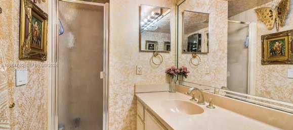 3 dormitorios propiedad comercial en venta en Miami, Miami-Dade, Florida, USA № 614409 20