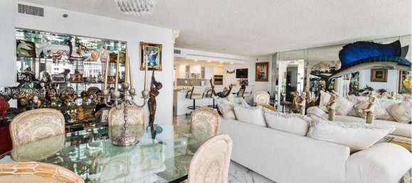 3 dormitorios propiedad comercial en venta en Miami, Miami-Dade, Florida, USA № 614409 4