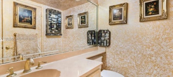 3 dormitorios propiedad comercial en venta en Miami, Miami-Dade, Florida, USA № 614409 19