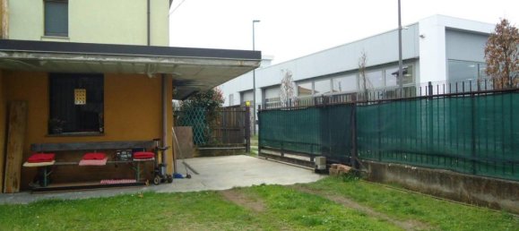 Apartamento de 2 habitaciónes en Gallarate, Italy No. 36879 15