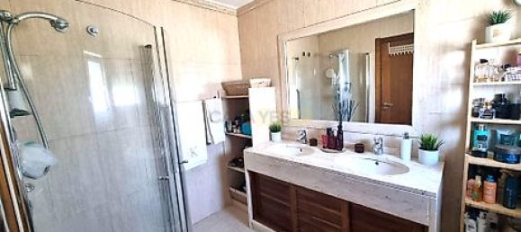 3 chambres Maison à Odivelas, Portugal No. 31165 21