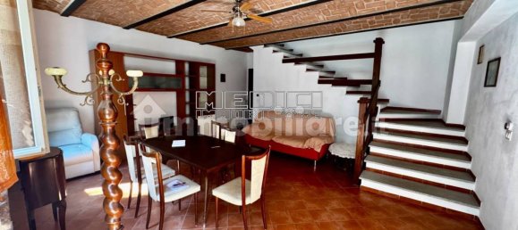 Casa de 2 dormitorios en Montemagno, Italy No. 296363 4