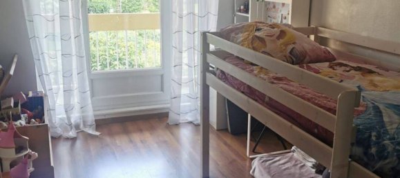 3 bedrooms Apartment in Elancourt, France No. 326539 5