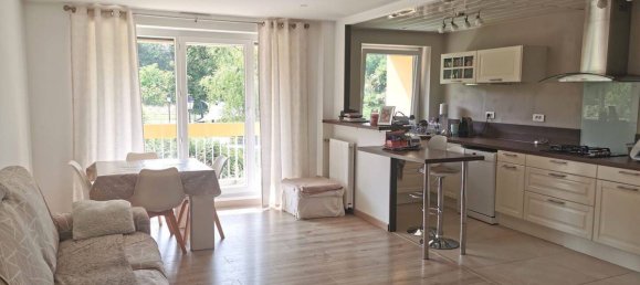 3 bedrooms Apartment in Elancourt, France No. 326539 2