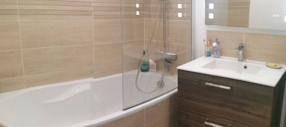 3 bedrooms Apartment in Elancourt, France No. 326539 6