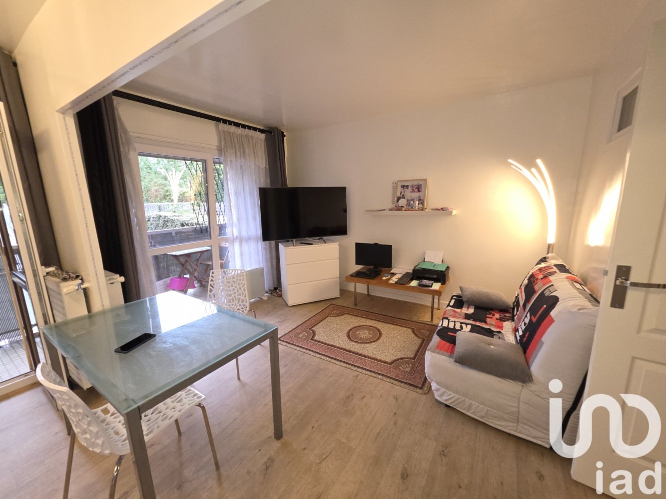 2 bedrooms Apartment in Bondy, France No. 317841