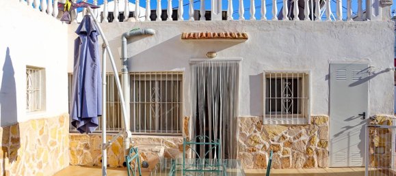 4 bedrooms House in Los Montesinos, Spain No. 151688 8