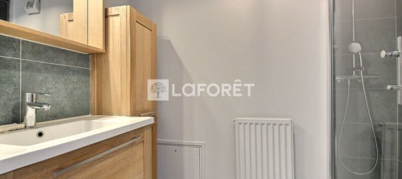 1 bedroom Apartment in Suresnes, France No. 332246 7