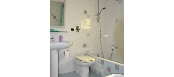 5-salle Appartement à Ragusa, Italy No. 254693 3