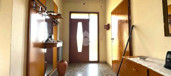2 Schlafzimmer Villa in Volpago del Montello, Italy, Nr. 347410 9