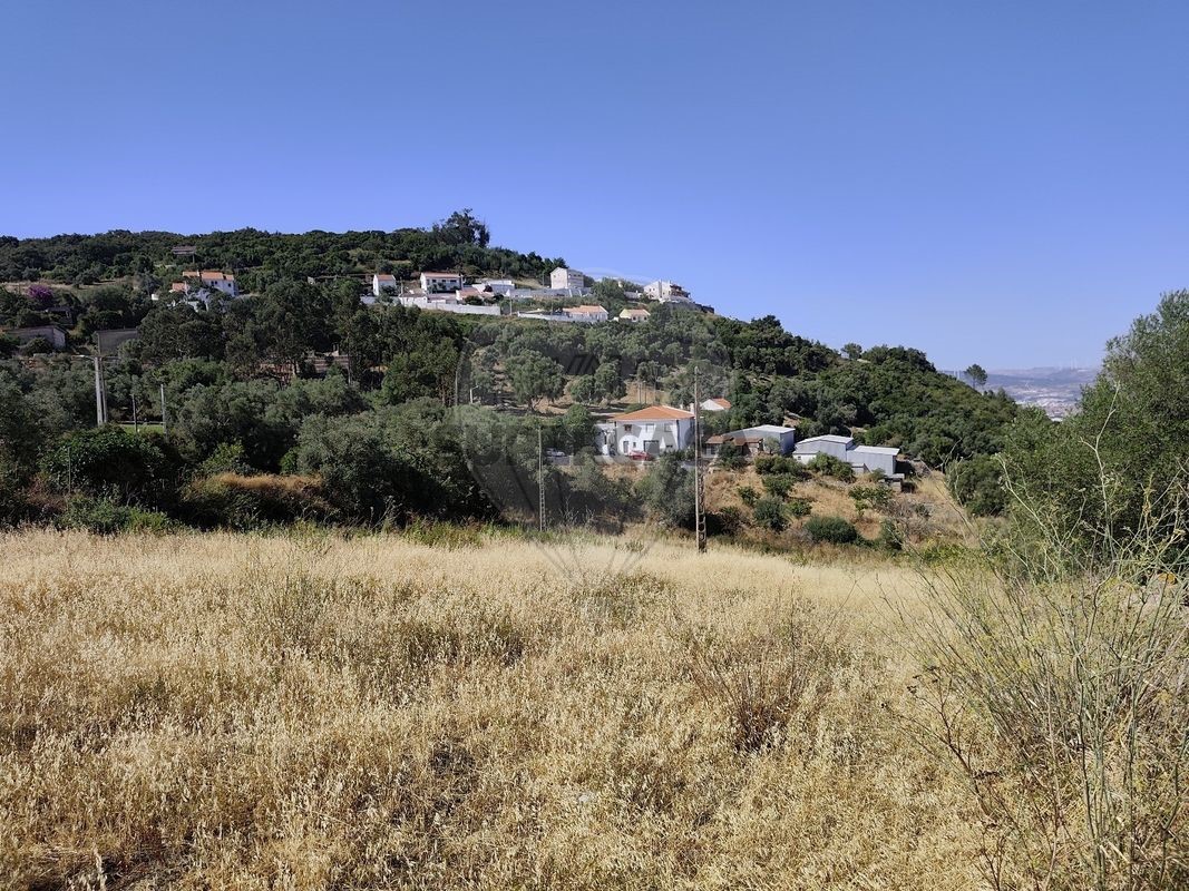  Land in Loures, Portugal No. 233334