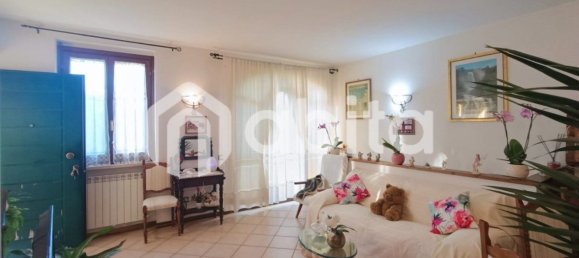 3 bedrooms Apartment in Figline e Incisa Valdarno, Italy No. 331439 3