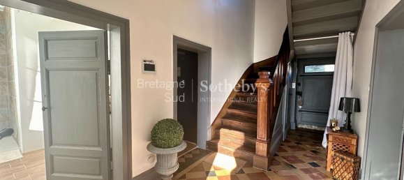 5 bedrooms Castles in Pornic, France No. 293121 3