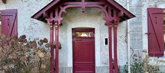 5 bedrooms Castles in Pornic, France No. 293121 2