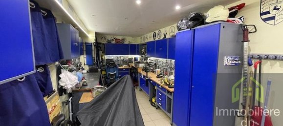 Дом с 4 спальнями в Нёйи-Плезанс, Франция № 187105 10