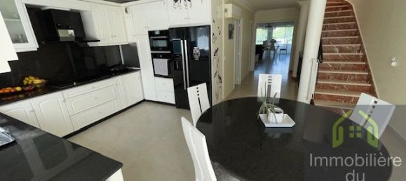 Дом с 4 спальнями в Нёйи-Плезанс, Франция № 187105 2