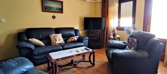 4 bedrooms Apartment in Malaga, Spain No. 160126 5