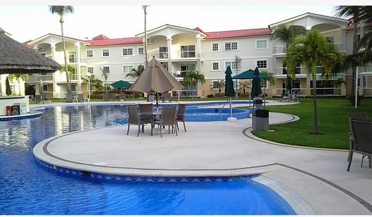 Apartamento de 3 dormitorios en Acapulco de Juárez, Mexico No. 168197