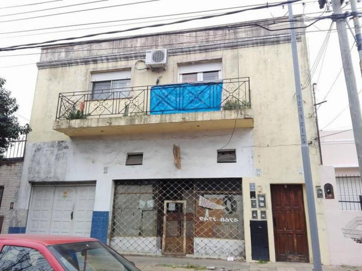 2 bedrooms House in General San Martin, Argentina No. 17398