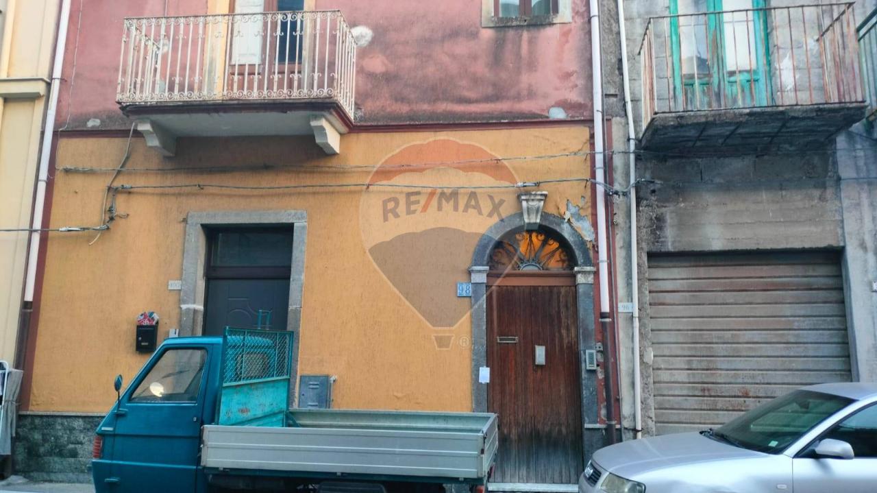 3-Zimmer Haus in Calatabiano, Italy, Nr. 171149