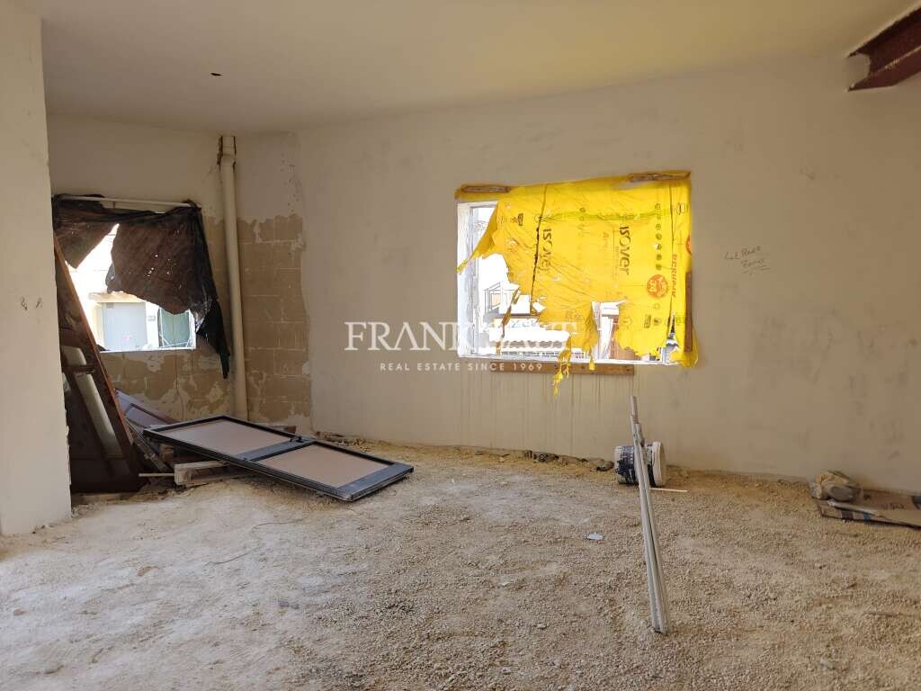 2 bedrooms Apartment in Zebbug, Malta No. 231