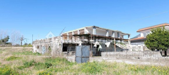 3 bedrooms Villa in Trecase, Italy No. 337834 12