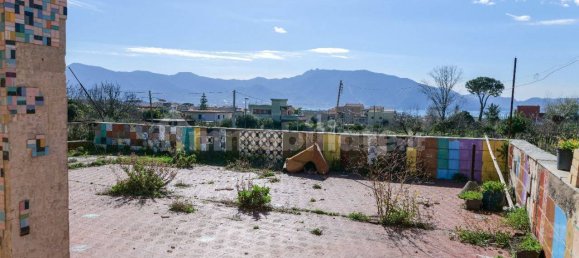 3 bedrooms Villa in Trecase, Italy No. 337834 4