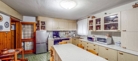 3 bedrooms Villa in Modena, Italy No. 212595 21