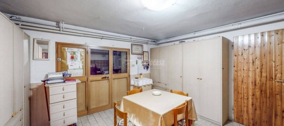 3 bedrooms Villa in Modena, Italy No. 212595 26