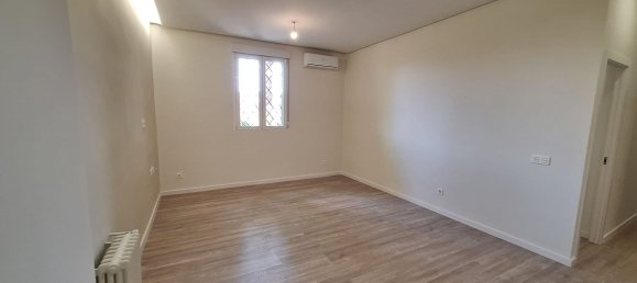 4 bedrooms Apartment in Madrid, Spain No. 166348 13