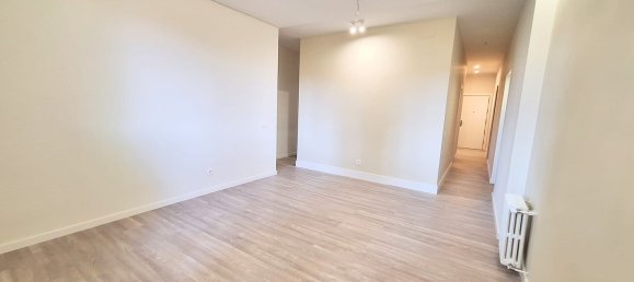 4 bedrooms Apartment in Madrid, Spain No. 166348 14