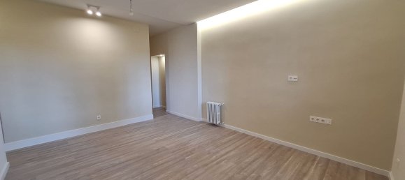 4 bedrooms Apartment in Madrid, Spain No. 166348 11