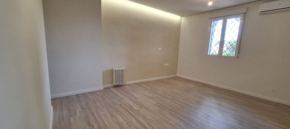 4 bedrooms Apartment in Madrid, Spain No. 166348 10