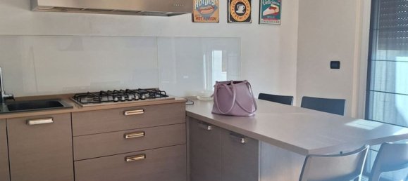 4-salle Appartement à Forlì, Italy No. 200831 3