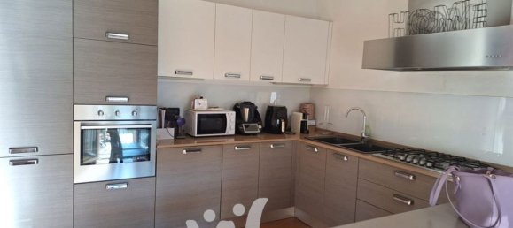 4-salle Appartement à Forlì, Italy No. 200831 10