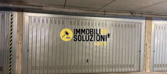 4-Zimmer Wohnung in Rho, Italy, Nr. 223035 31