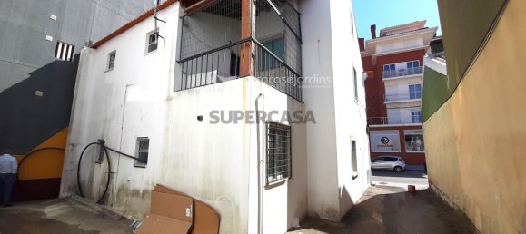 Bâtiment à Leiria, Portugal 144m² No. 157892 23