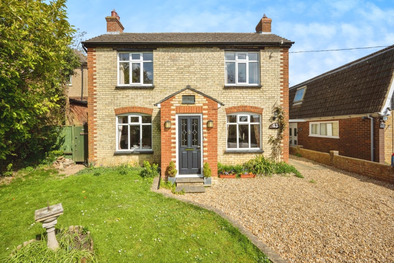 Дом в Аппер-Гравенхерст, Великобритания № 1942