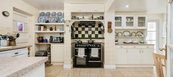 Дом в Аппер-Гравенхерст, Великобритания № 1942 9