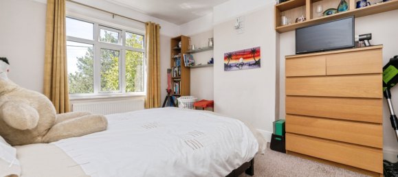 Дом в Аппер-Гравенхерст, Великобритания № 1942 12