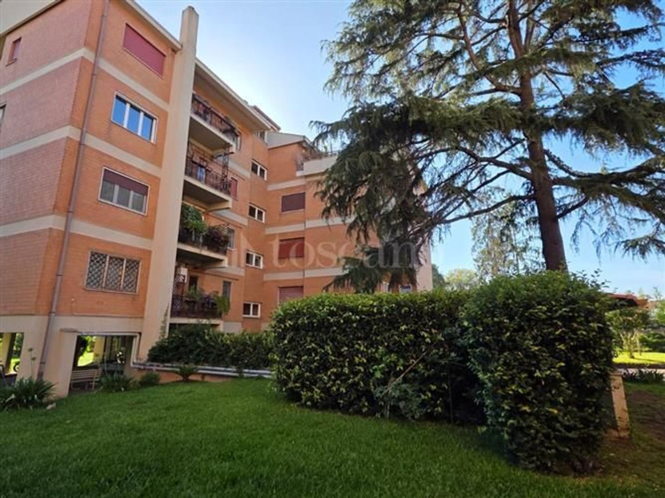 3 bedrooms Apartment in Rome, Italy No. 334320
