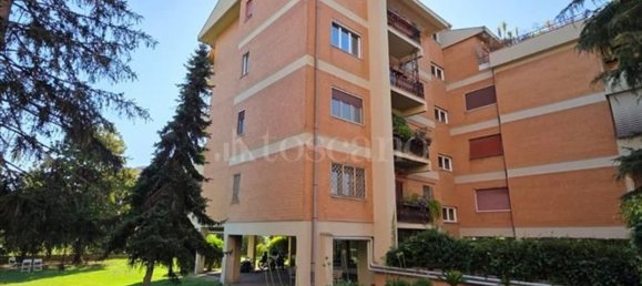 3 bedrooms Apartment in Rome, Italy No. 334320 3