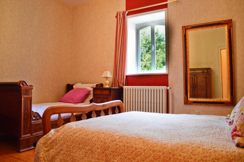 8 chambres Maison à Rollancourt, France No. 68166