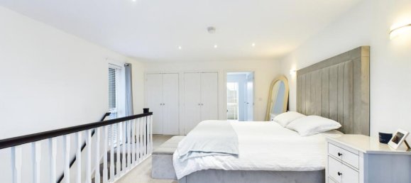 3 bedrooms House in Bordon, United Kingdom No. 13807 29