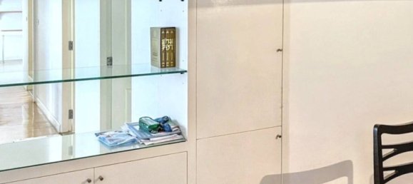 Кондоминиум с 2 спальнями в Пляж Рейли, Таиланд № 26137 3