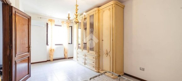 3 Schlafzimmer Wohnung in Vitorchiano, Italy, Nr. 258299 13
