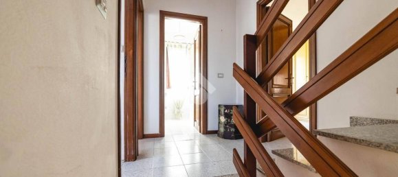 3 Schlafzimmer Wohnung in Vitorchiano, Italy, Nr. 258299 7