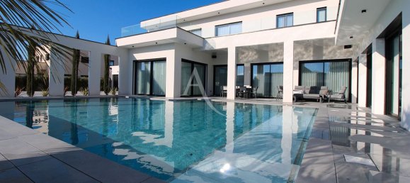 5 Schlafzimmer Haus in Saint-Gervais-la-Foret, France, Nr. 229719 16