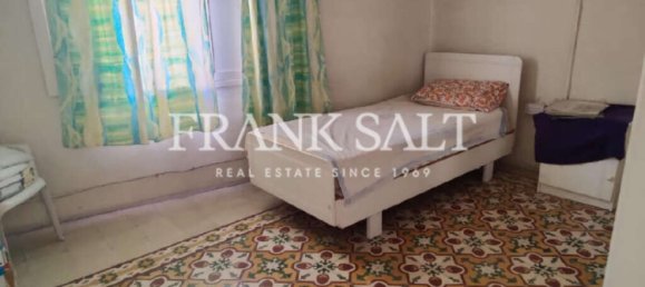 4 bedrooms House in Hamrun, Malta No. 316 2