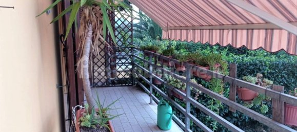 7 غرف نوم منزل في Livorno, Italy رقم 128884 8